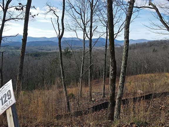 2nd image of 129 Winding View Dr