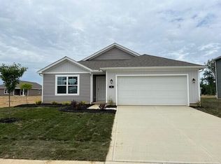 9 Cider Mill Dr, Ashville, OH 43103