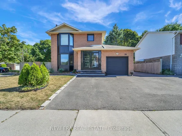 19 Glenabbey Dr, Clarington, ON L1E 1C1