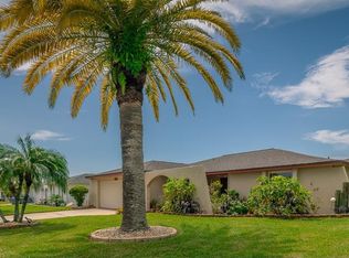 9921 Island Harbor Dr, Port Richey, FL 34668