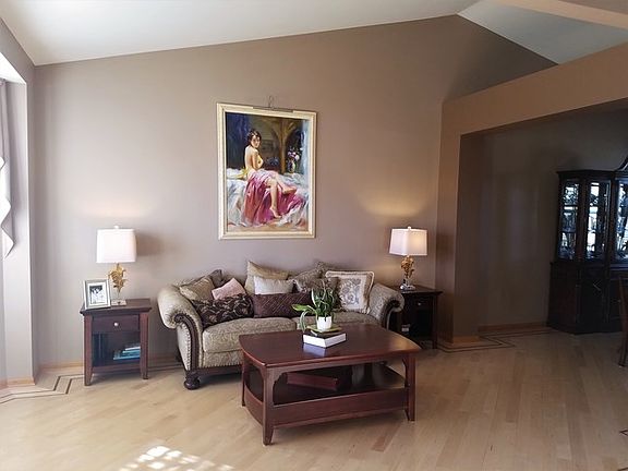 2nd image of 301 Austin Dr