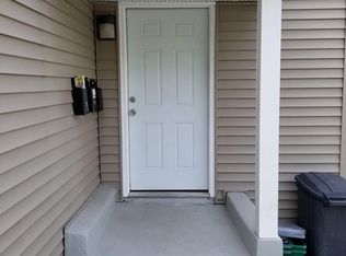 61 Orient St, Worcester, MA 01604