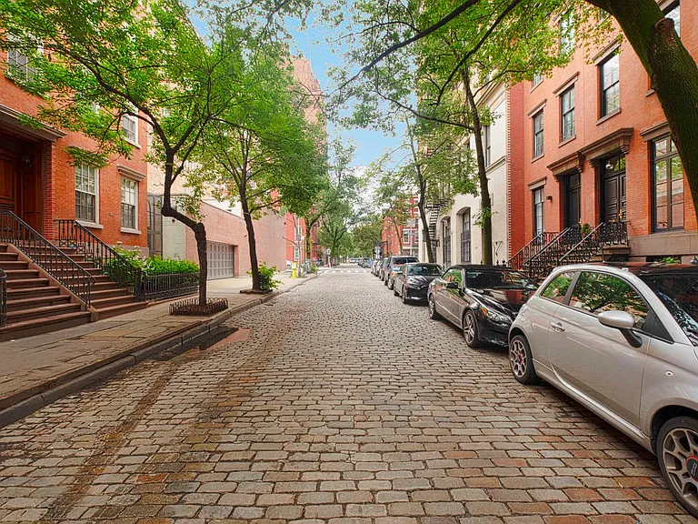 82 Jane St #4D — Photo 8