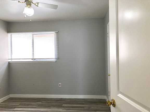 4th image of 405 N Stanislaus St APT 8