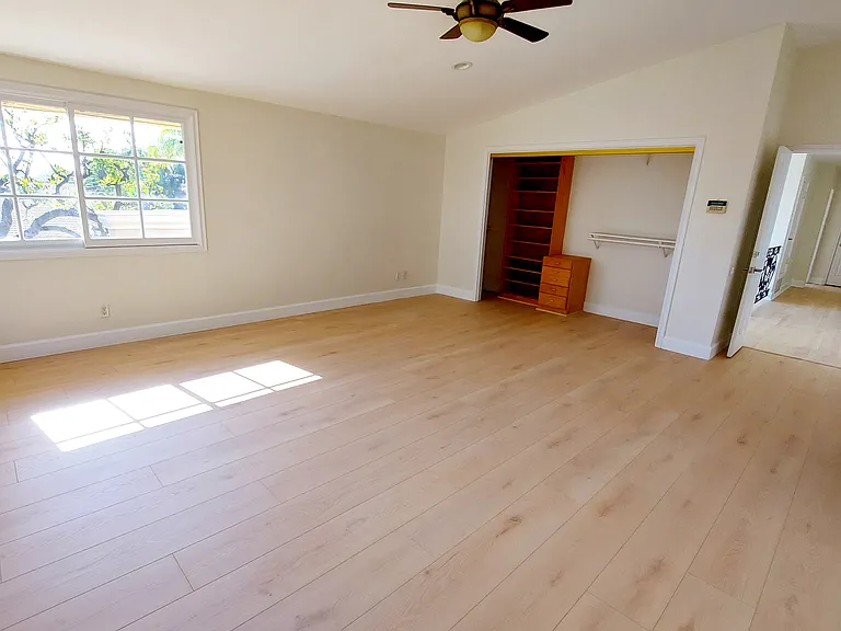 16545 Park Lane Cir — Photo 27