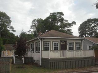 11 Glendale Rd, Wareham, MA 02571