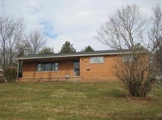 15585 Lisbon St NE, Minerva, OH 44657