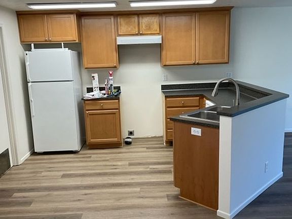 2nd image of 1045 Raffon Ct SE