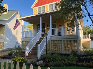 490 Summer Grove Dr, Douglas, MI 49406