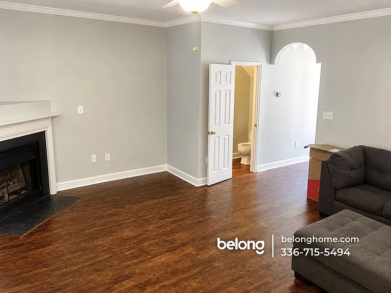 2210 Trailwood Valley Cir — Photo 3