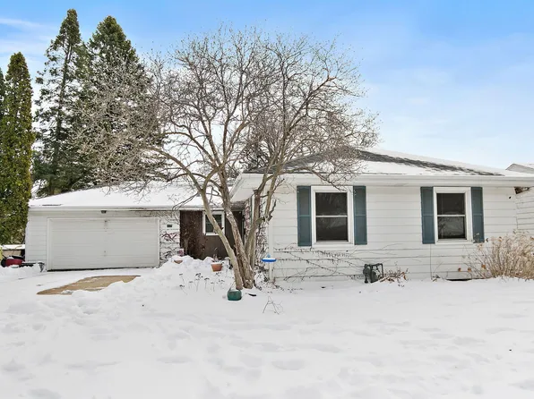 419 Roland Ave, Rockford, IL 61107