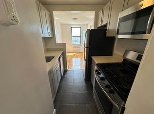 3255 Randall Ave APT 4F, Bronx, NY 10465