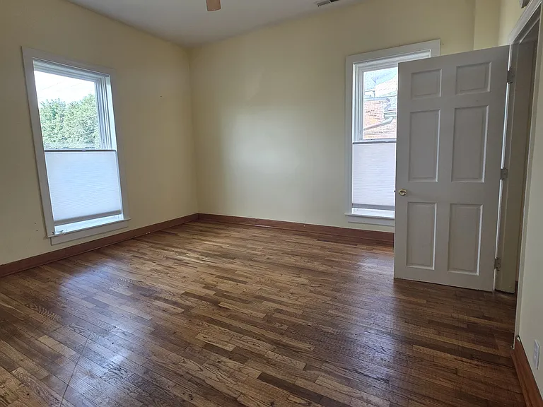 1211 Jules St #1/2 — Photo 13
