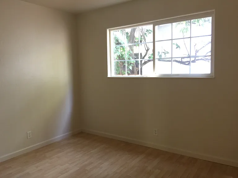 1728 Berkeley Way #2 — Photo 17