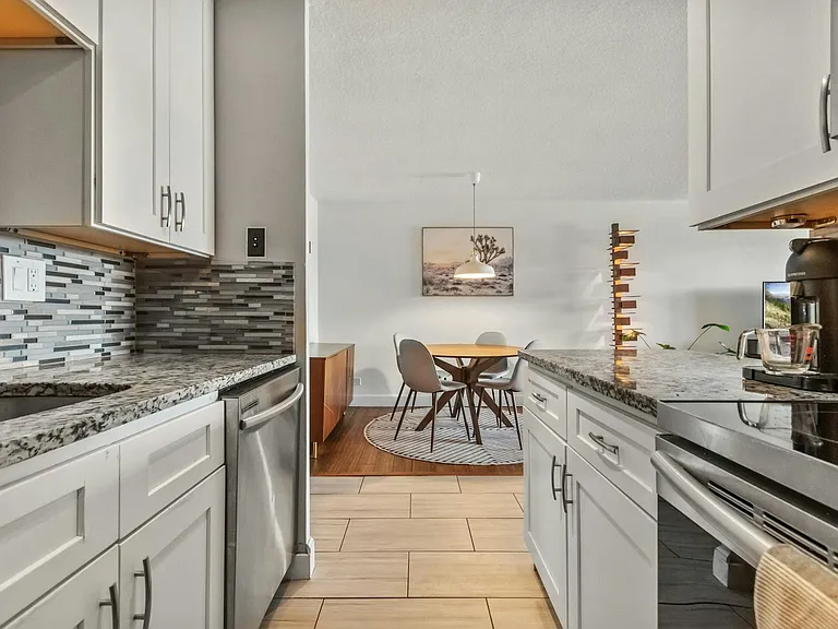 4800 E Hale Pkwy — Photo 6