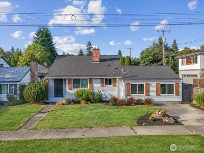 4816 SW Alaska Street, Seattle, WA, 98116