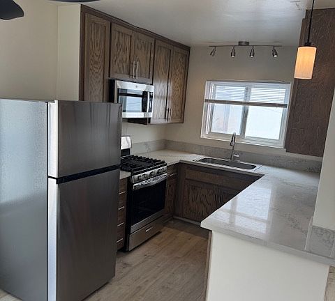 4th image of 3559 Indiana St #9
