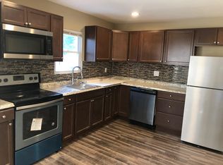 158 Oldfield Ave APT A, Amityville, NY 11701