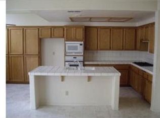23992 Sweet William Ln, Murrieta, CA 92562