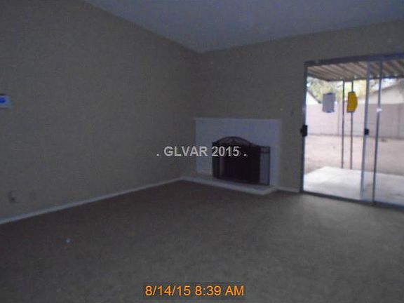 5th image of 1484 Lucky St