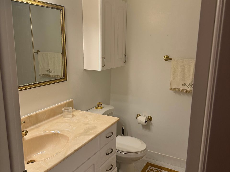 1st image of 4524 Elm Ave APT B