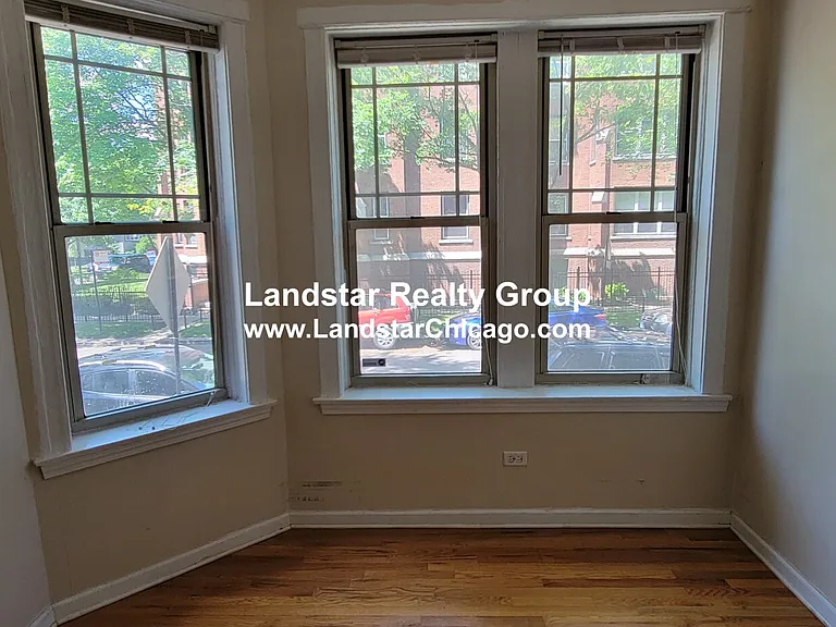 7513 N Greenview Ave #1 — Photo 4