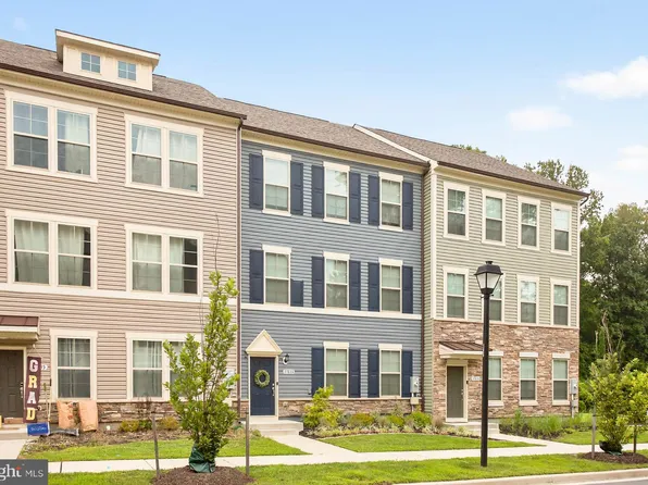 17833 Porter Rd, Ashton, MD 20861
