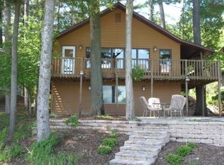 N2554 Pines Inn Ln, Waupaca, WI 54981