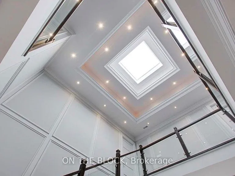 408 Connaught Ave — Photo 28