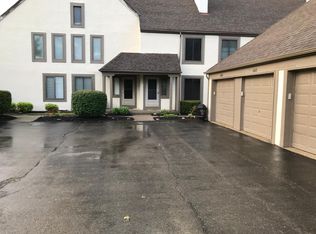 446 Edinburgh Rd, Dublin, OH 43017