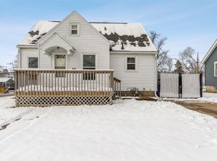 3000 C Ave NE, Cedar Rapids, IA 52402