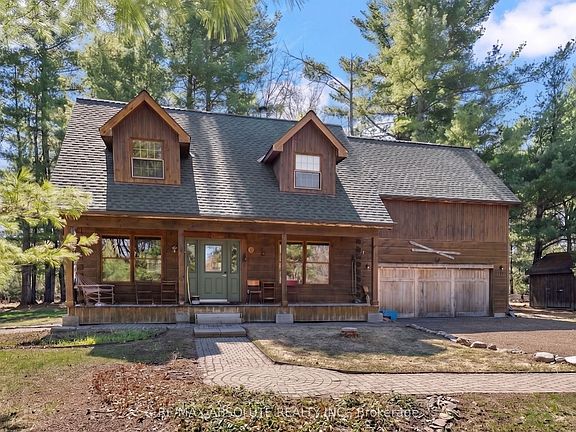 2nd image of 21 Forest Ridge Rd