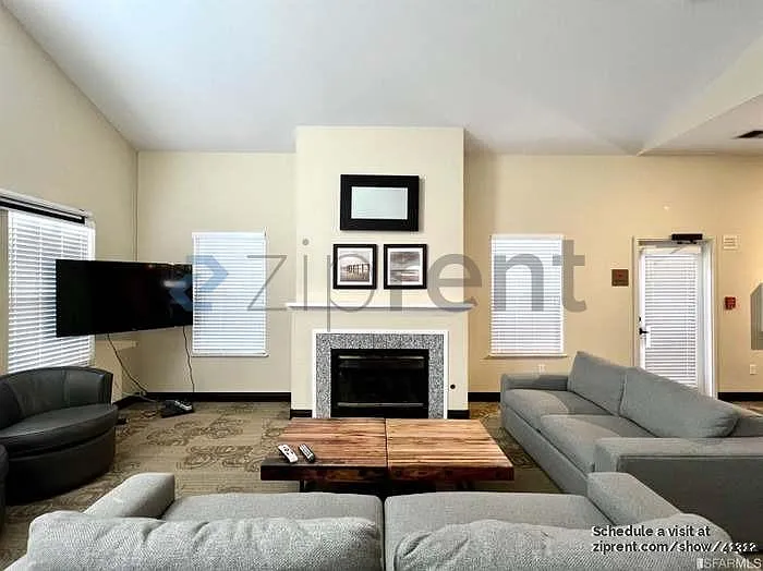2250 24th St #121 — Photo 31
