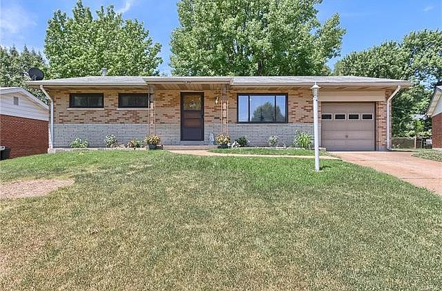 1st image of 9837 Barlow Ln