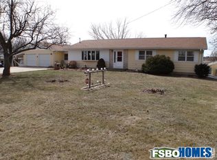 4501 33rd Ave SW, Cedar Rapids, IA 52404