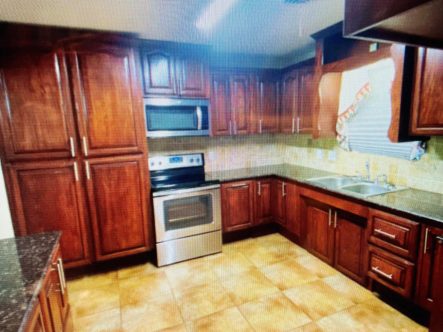 3 bed, 1652 sqft, $1,925 — Photo 2