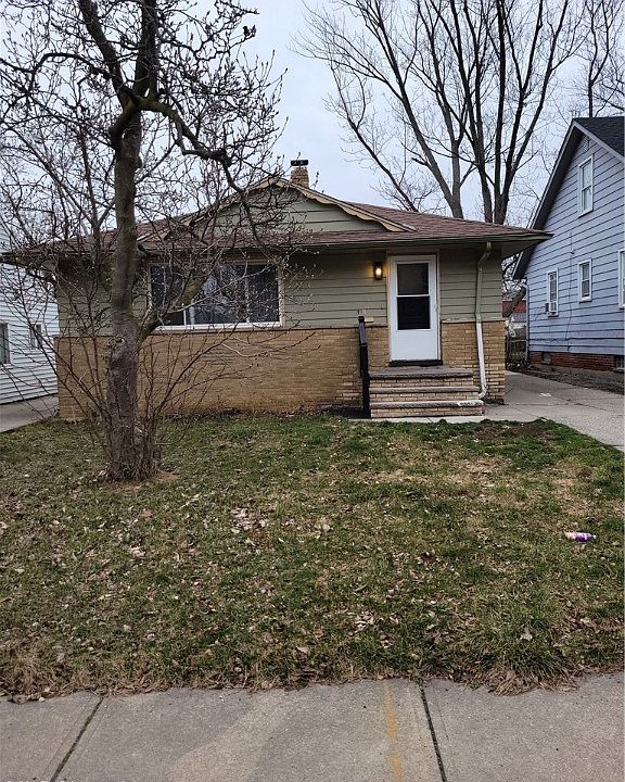1st image of 1511 E 193rd St