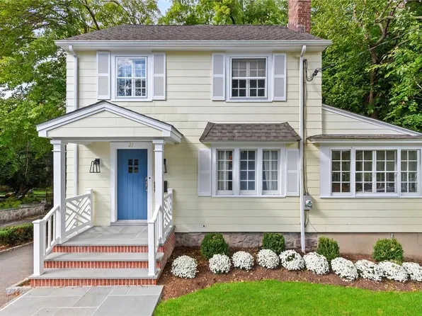 21 Hillcrest Avenue, Larchmont, NY 10538