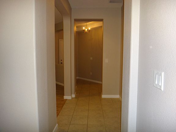 2nd image of 2290 Rose Arbor Dr