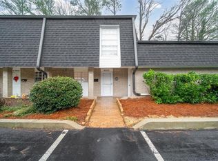 5210 Chemin De Vie, Sandy Springs, GA 30342