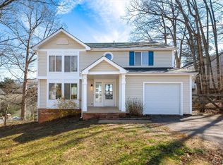 9700 Snowhill Rd, North Chesterfield, VA 23235