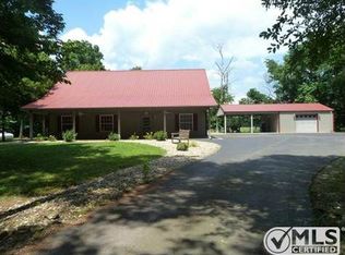 1508 River Rd, Chapel Hill, TN 37034