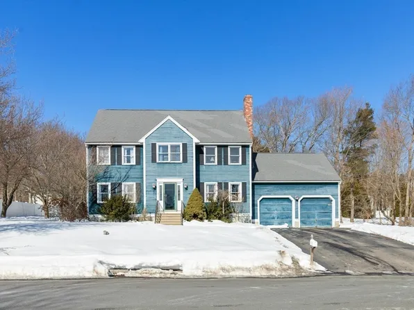 1 Maura Elizabeth Ln, Foxboro, MA 02035