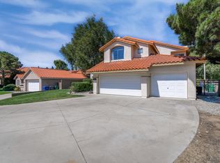 5501 Harmony Ln, Lancaster, CA 93536