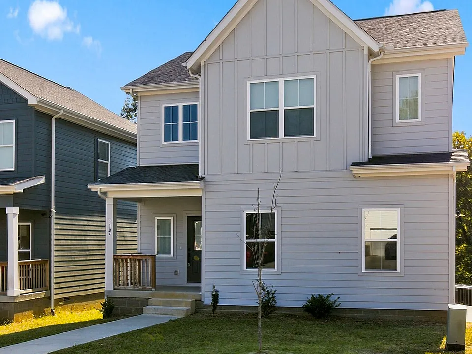 1104 Alcove Way