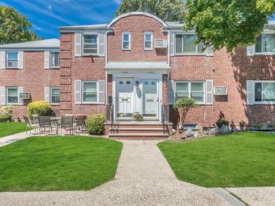 247-49A 77th Cres, Bellerose, NY, 11426