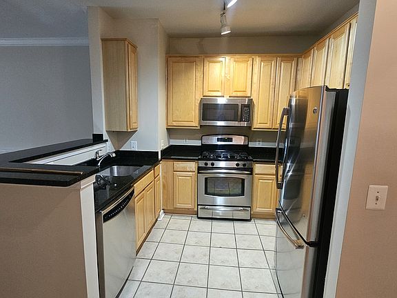 3rd image of 9486 Virginia Center Blvd Unit 200