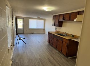 1013 SE Lafayette St, Topeka, KS 66607