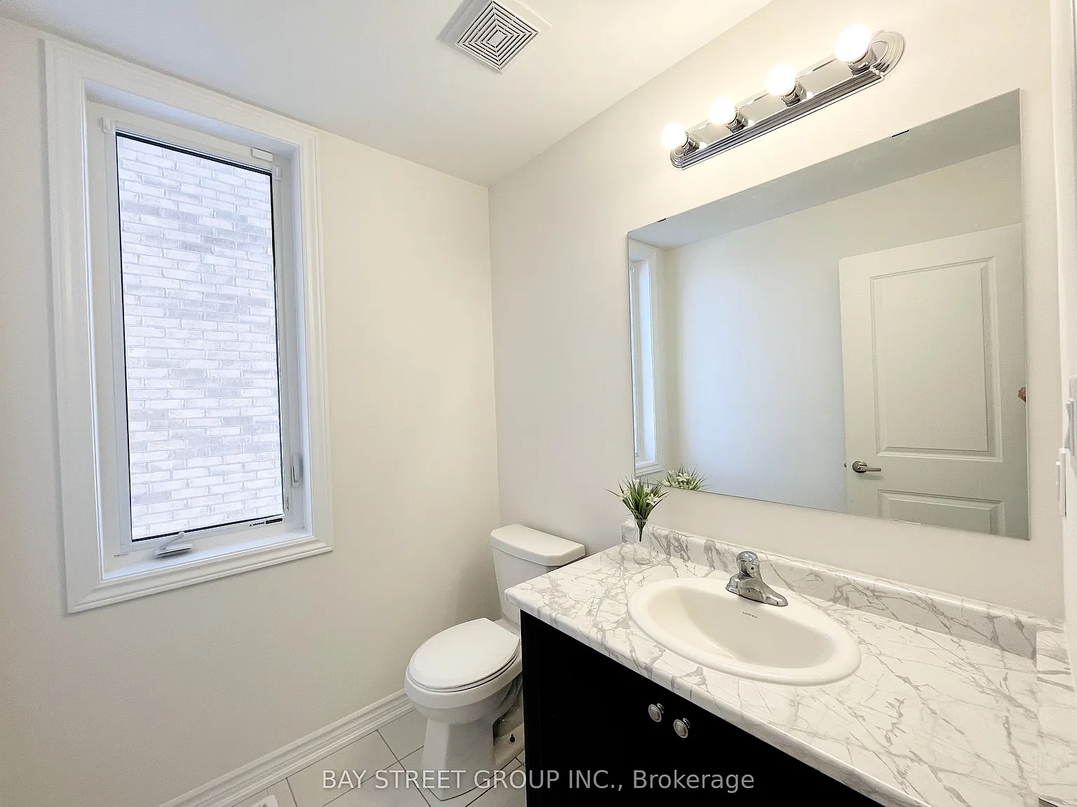 4 bed, $3,100 — Photo 4