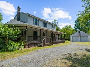 41 Coddington Rd, Whitehouse Station, NJ 08889